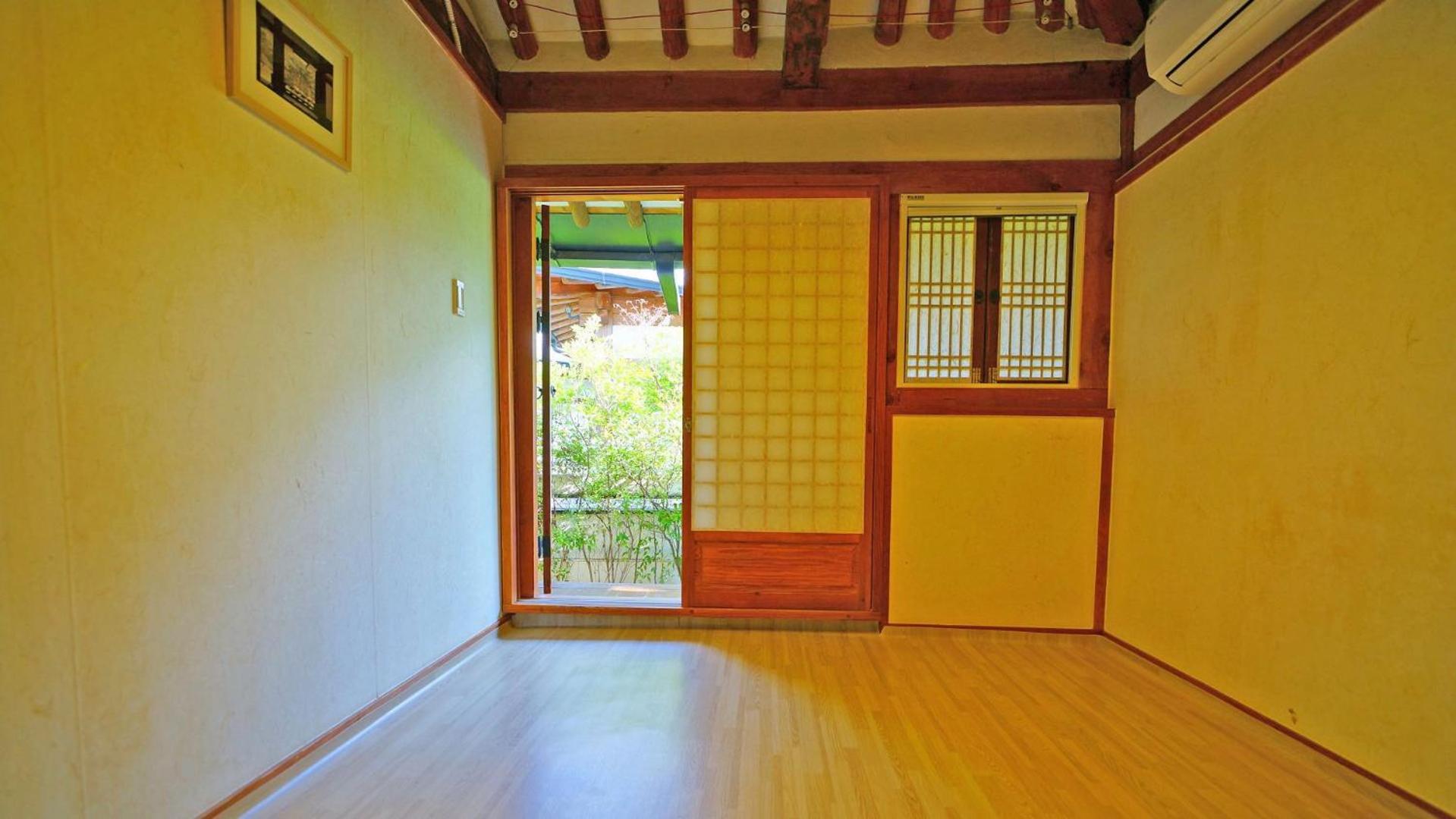 Sarangroo Hotell Jeonju Exteriör bild