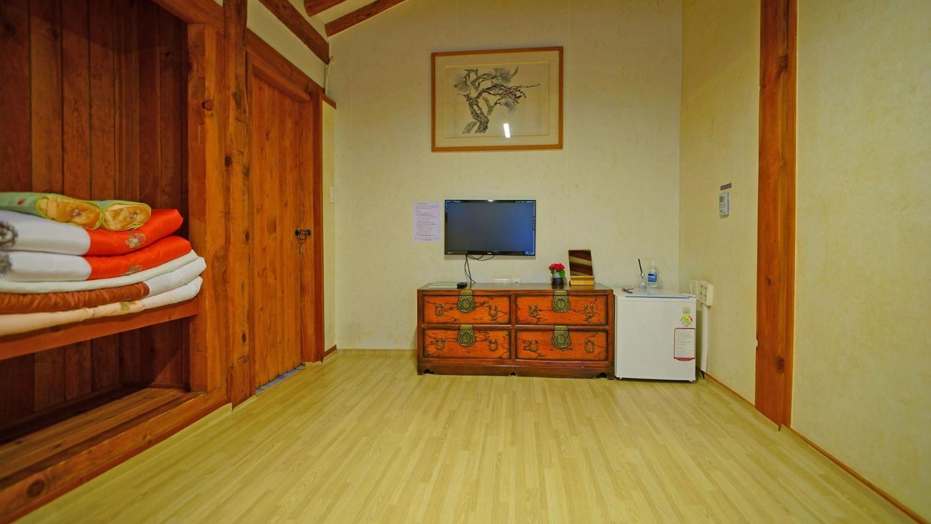 Sarangroo Hotell Jeonju Exteriör bild