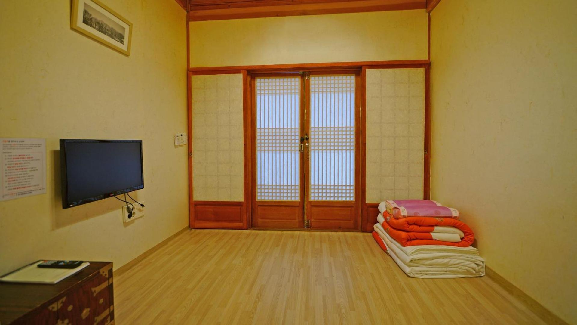 Sarangroo Hotell Jeonju Exteriör bild