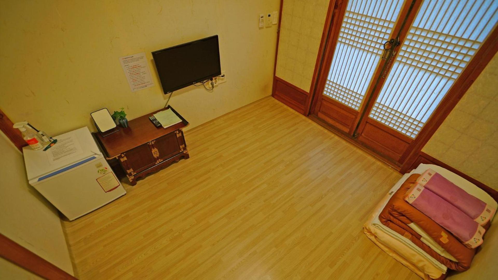 Sarangroo Hotell Jeonju Exteriör bild