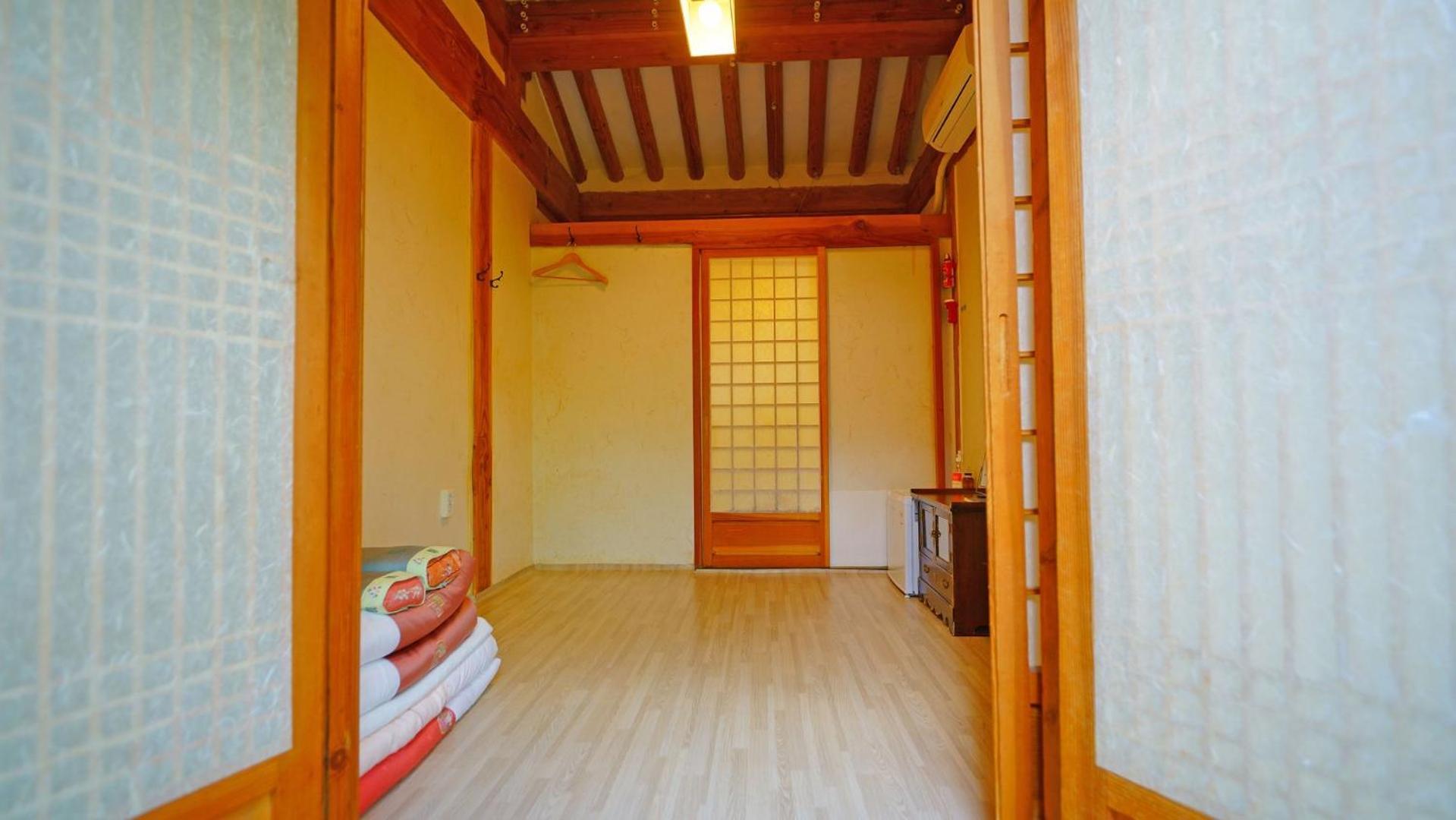 Sarangroo Hotell Jeonju Exteriör bild