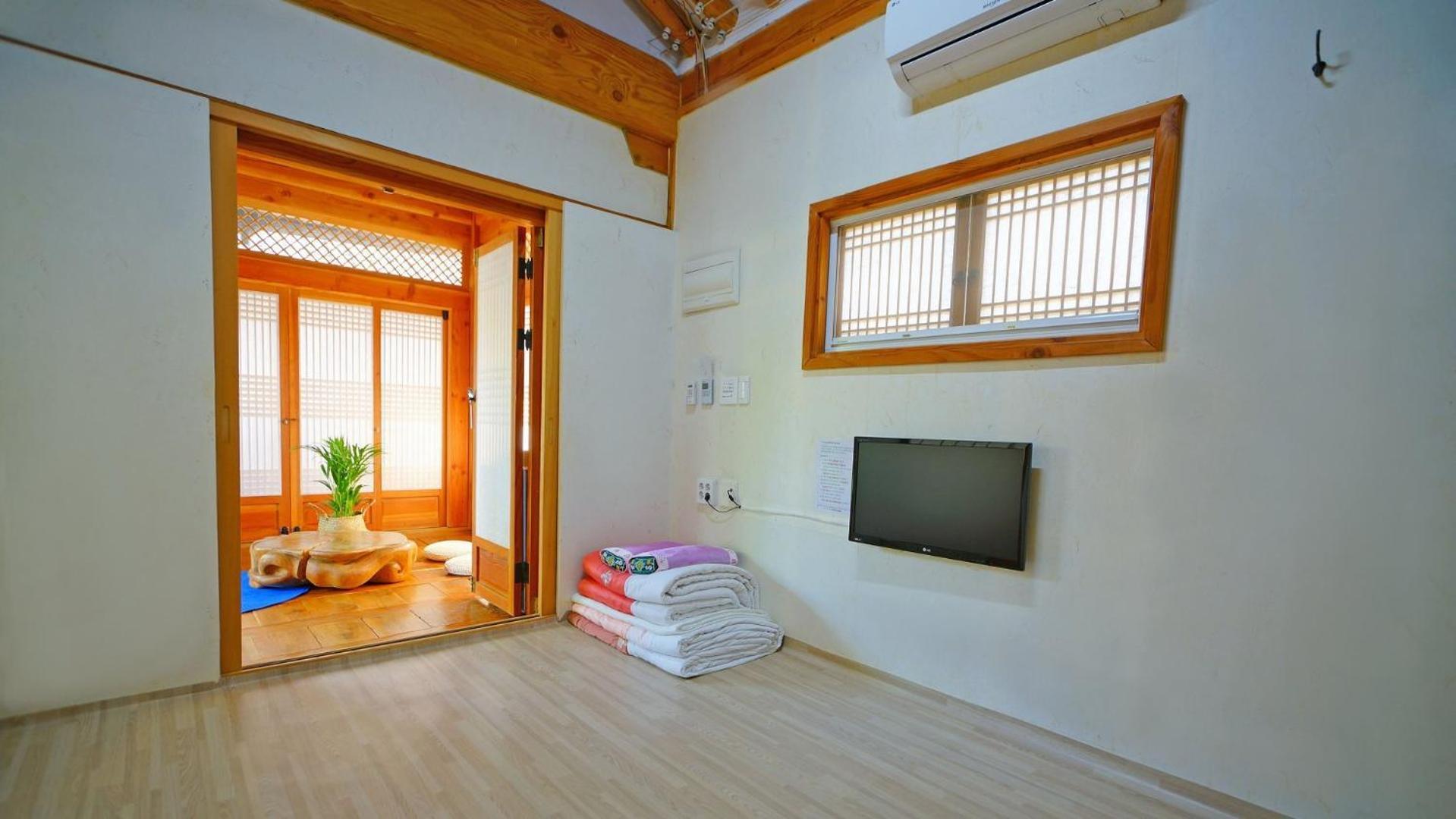 Sarangroo Hotell Jeonju Exteriör bild