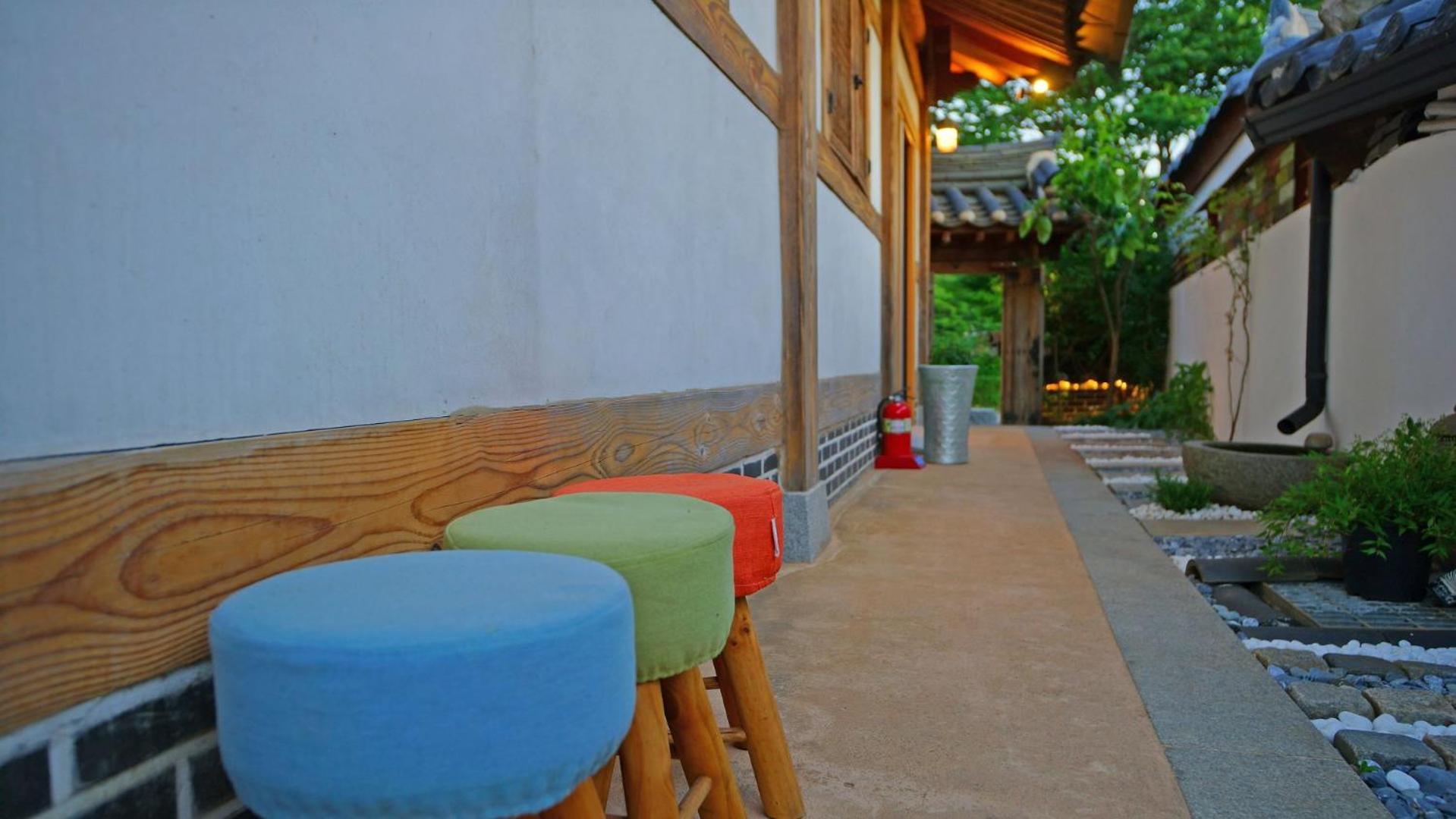 Sarangroo Hotell Jeonju Exteriör bild